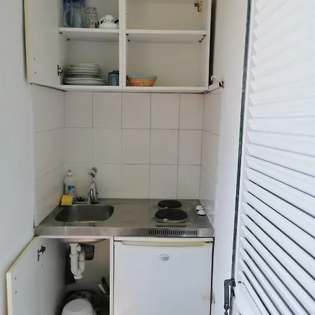 Veky Daire